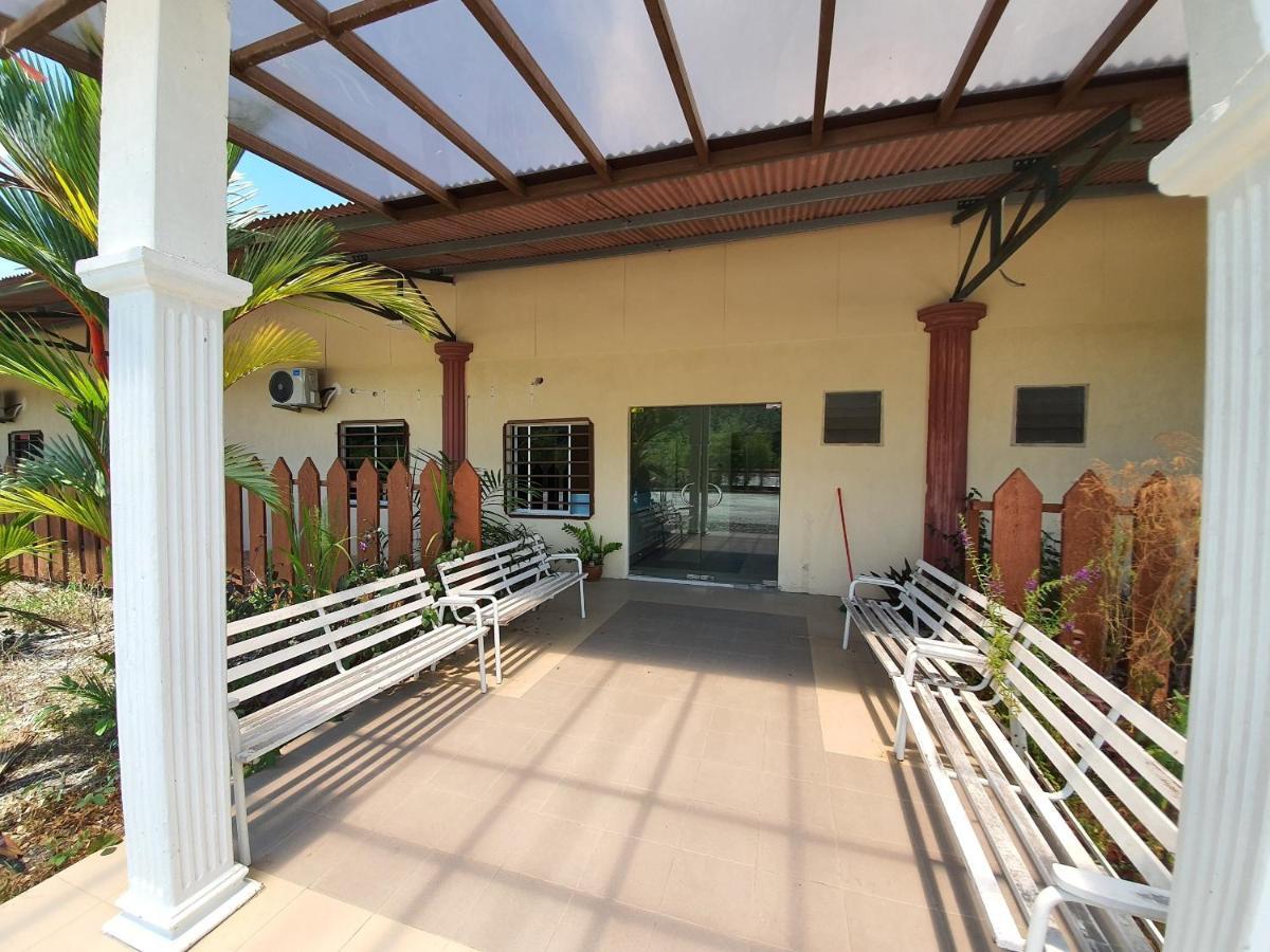 Spot On 90025 Sr Valley Hotel Seremban
